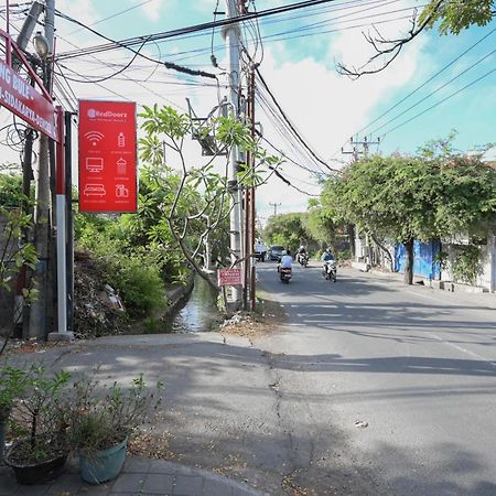 Reddoorz Near Mertasari Beach 2 Pesanggaran エクステリア 写真