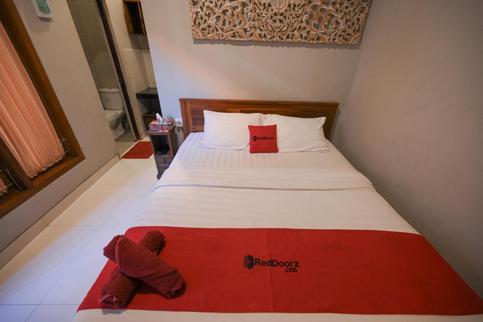 Reddoorz Near Mertasari Beach 2 Pesanggaran エクステリア 写真