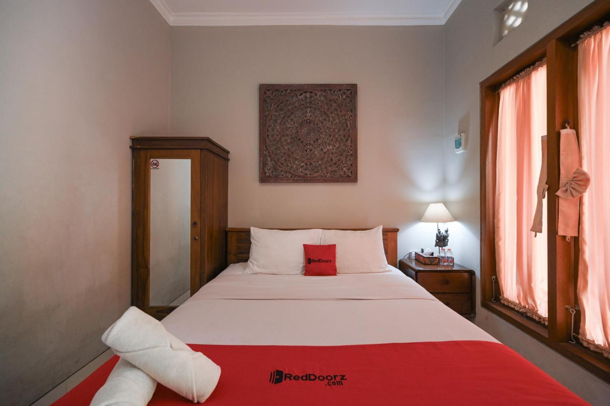 Reddoorz Near Mertasari Beach 2 Pesanggaran エクステリア 写真